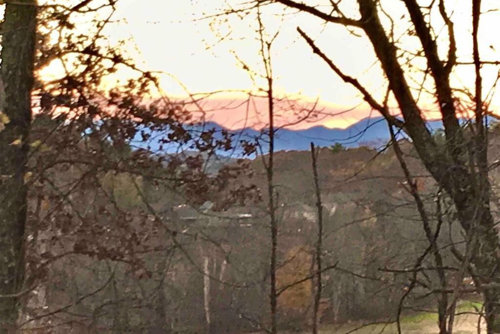Serenity Views Comfort - Close To City & Parkway! Weaverville Εξωτερικό φωτογραφία